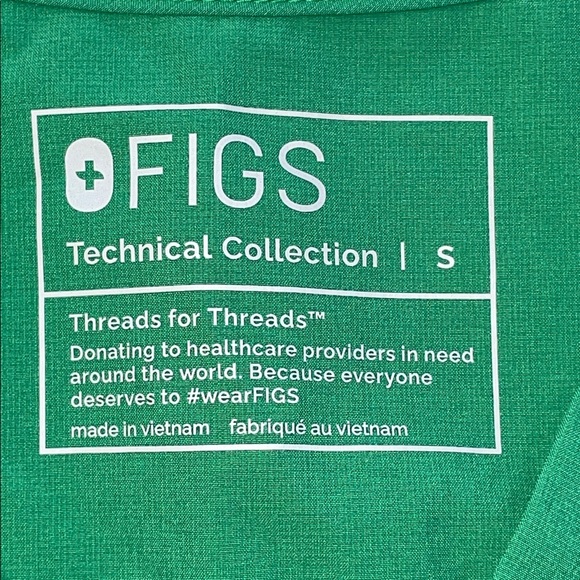 FIGS Catarina One Pocket Scrub Top in Emerald Green sz S - Picture 6 of 7